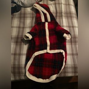 Medium dog onesie.. worn once for picture by our husky puppy (pictured)